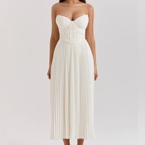 House of cb amorata ivory pleated maxi dress
